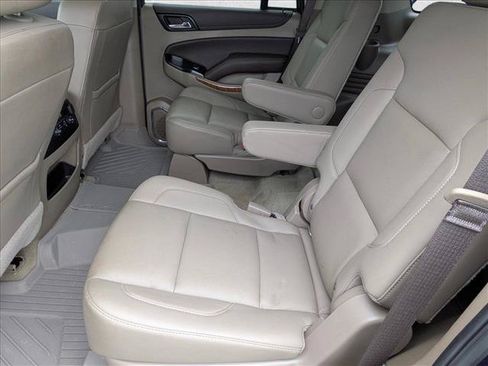 Used 2018 Chevrolet Tahoe Premier AWD/4WD image 17