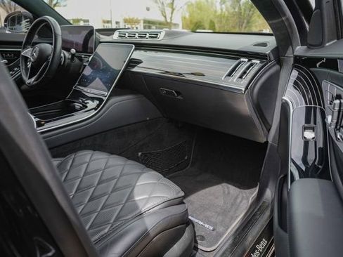 Certified 2022 Mercedes-Benz S 500 4MATIC image 24