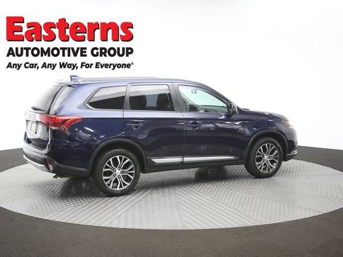 Used 2018 Mitsubishi Outlander ES AWD/4WD image 41