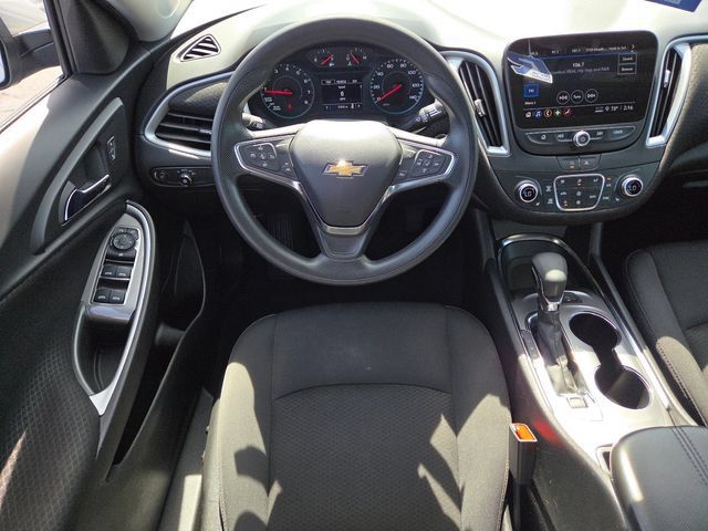 Used 2025 Chevrolet Malibu LT FWD image 21