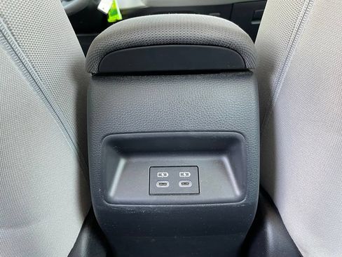 Used 2026 Toyota Corolla LE FWD image 28