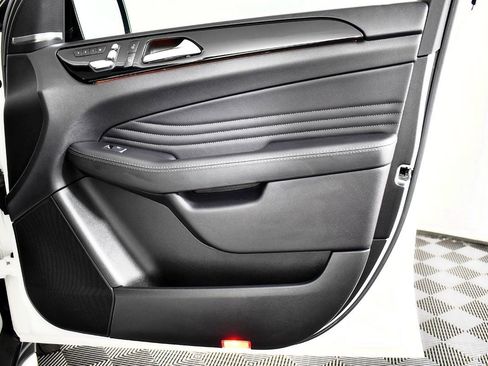 Used 2019 Mercedes-Benz GLE 43 AMG 4MATIC Coupe image 38