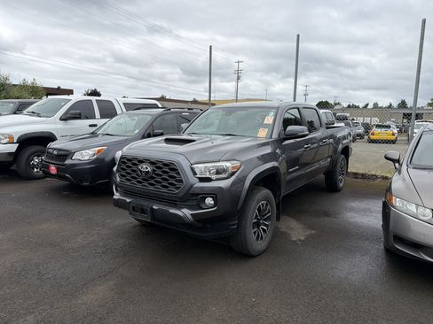 Used 2021 Toyota Tacoma TRD Sport AWD/4WD image 1