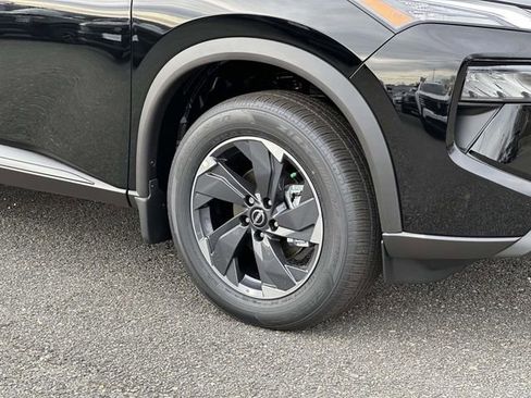 New 2026 Nissan Rogue SV image 7