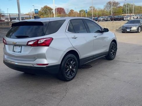 Used 2018 Chevrolet Equinox LT image 8