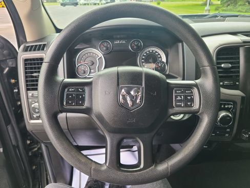 Used 2019 RAM 1500 Express w/ Wheel & Sound Group AWD/4WD image 27
