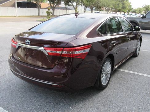 Used 2014 Toyota Avalon Limited image 5