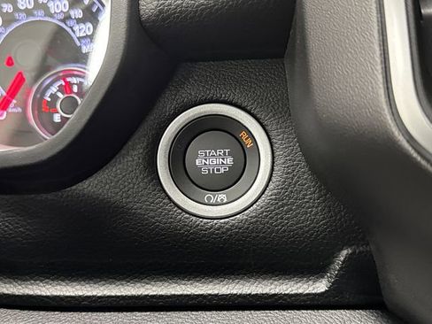 New 2026 RAM 1500 4x4 Crew Cab image 21