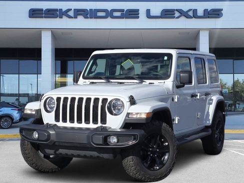 Used 2022 Jeep Wrangler Unlimited Sahara image 1