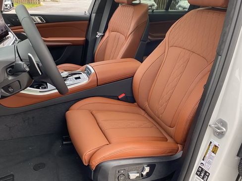 New 2026 BMW X5 M60i AWD/4WD image 17