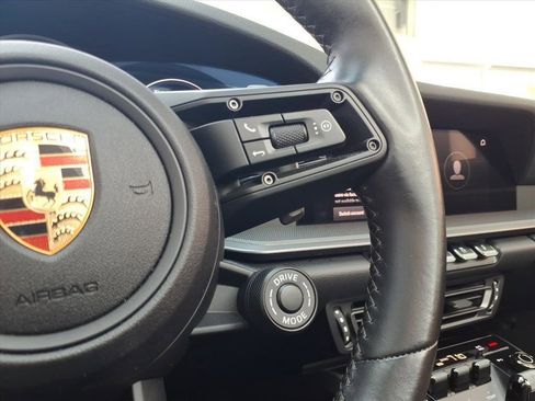 Used 2024 Porsche 911 Carrera S image 21