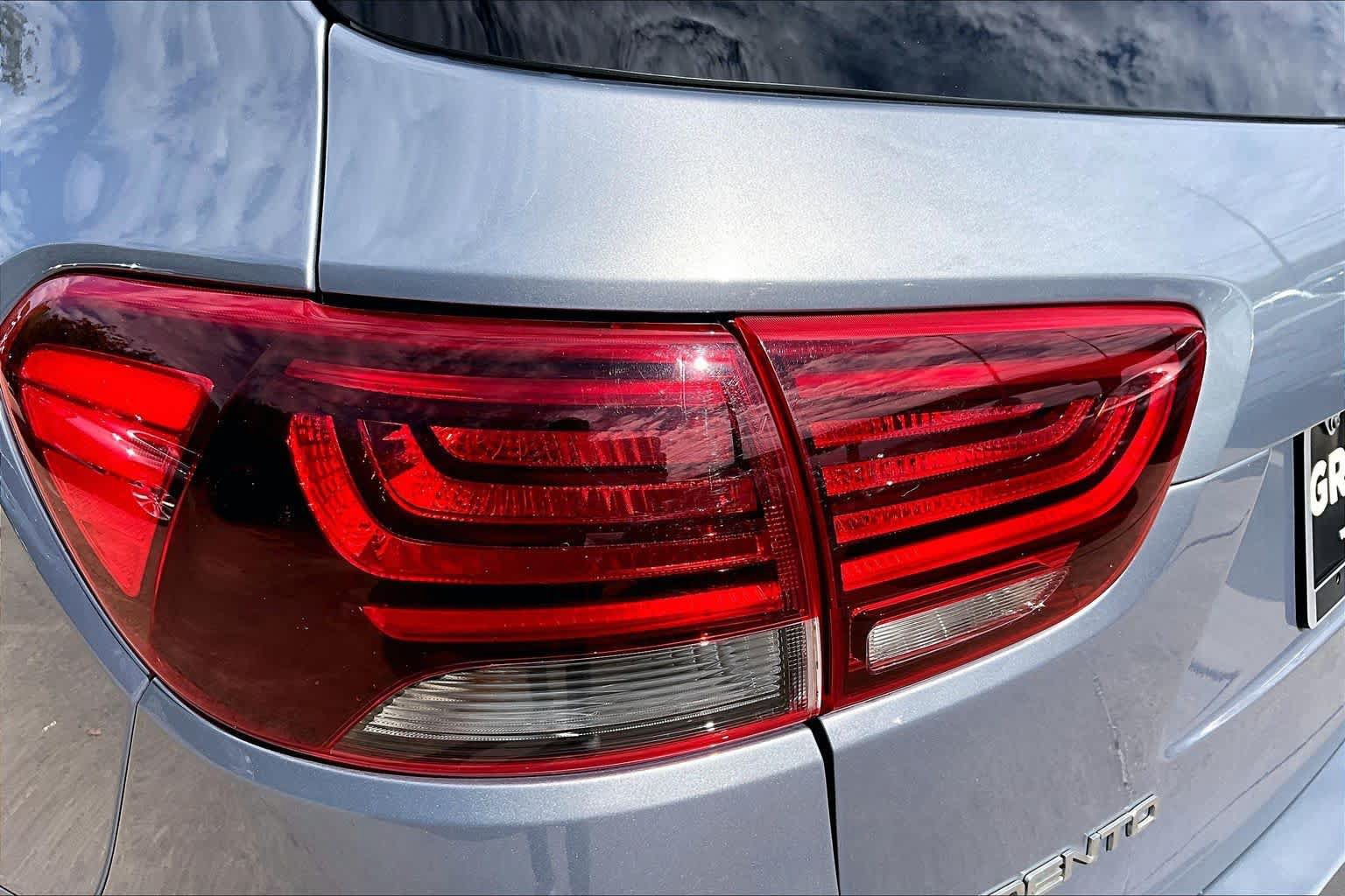 Used 2020 Kia Sorento L FWD image 26