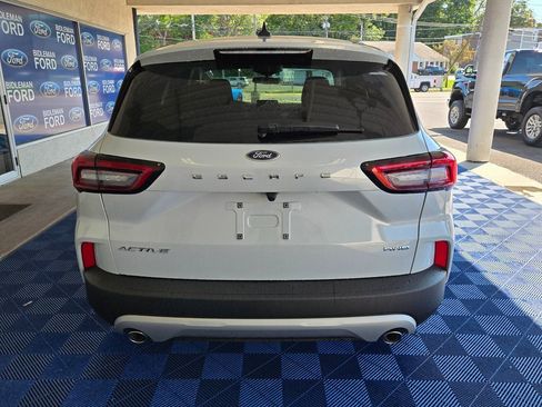 New 2025 Ford Escape Active w/ Cold Weather Package image 5