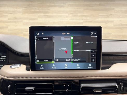 Used 2022 Lincoln Aviator Reserve w/ Elements Package Plus image 21