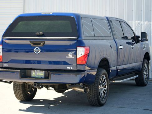 Used 2016 Nissan Titan SL image 49