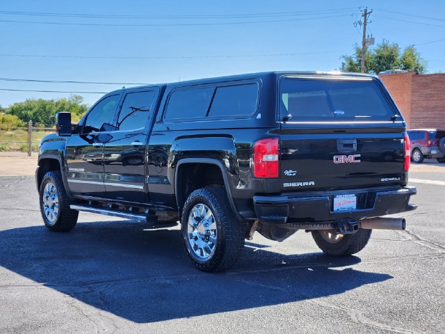 Used 2018 GMC Sierra 2500 Denali w/ Duramax Plus Package AWD/4WD image 5