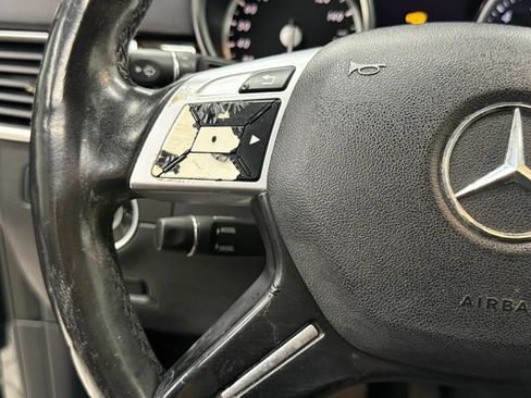 Used 2015 Mercedes-Benz ML 350 2WD w/ Premium 1 Package image 28
