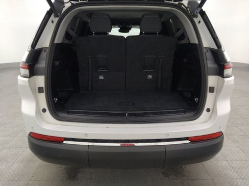 Used 2022 Jeep Grand Cherokee L Laredo w/ Luxury Tech Group I image 29