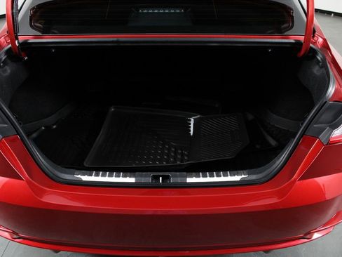 Used 2025 Toyota Camry XSE FWD image 17