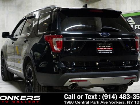 Used 2016 Ford Explorer XLT w/ Equipment Group 202A AWD/4WD image 17