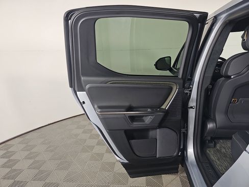 Used 2025 Rivian R1T Adventure image 17