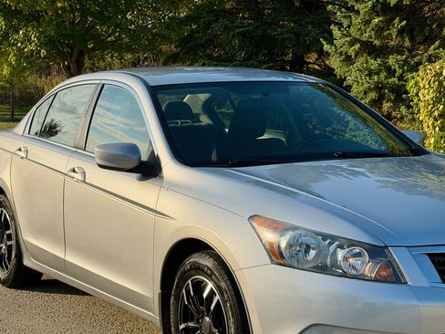 Used 2009 Honda Accord LX-P image 10