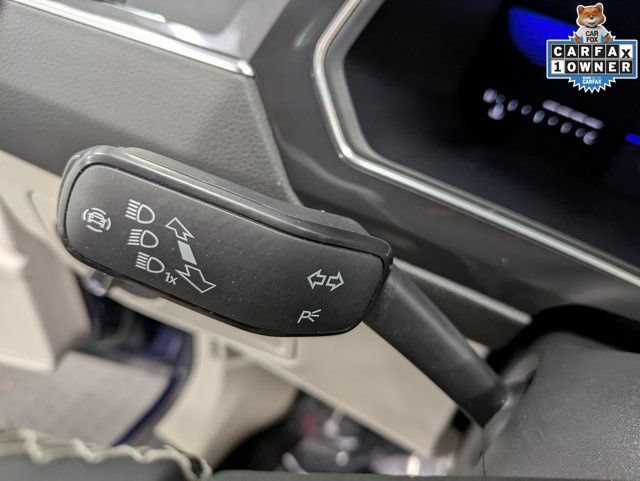 Used 2022 Volkswagen Tiguan SE AWD/4WD image 18