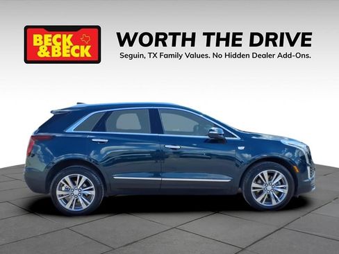 Used 2024 Cadillac XT5 Premium Luxury w/ Technology Package FWD image 4