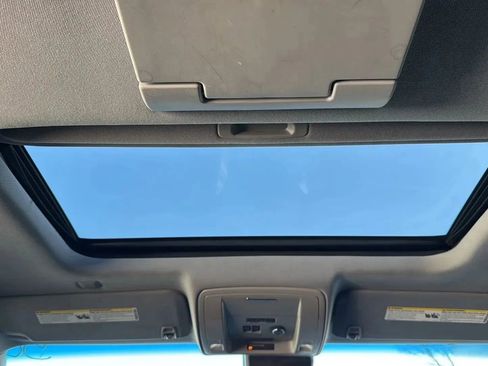 Used 2016 Chevrolet Tahoe LT image 32