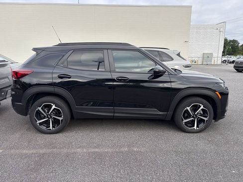 Used 2022 Chevrolet TrailBlazer RS FWD image 11