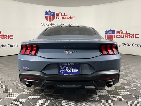Used 2024 Ford Mustang Coupe RWD image 4