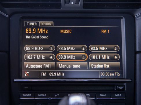 Certified 2016 Porsche 911 Targa 4 GTS AWD/4WD image 10