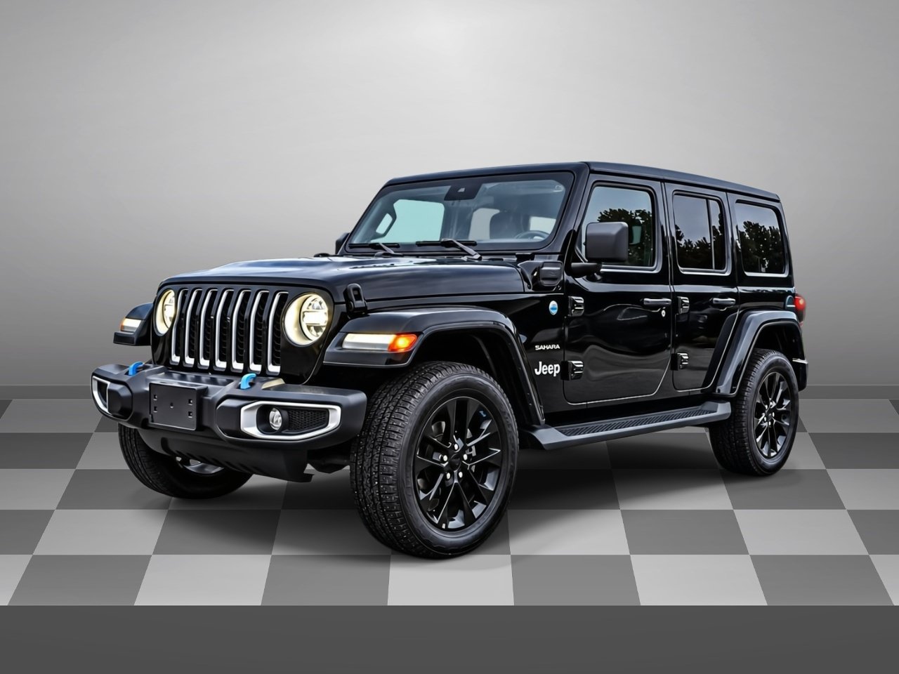 Used 2022 Jeep Wrangler Unlimited Sahara w/ Cold Weather Group AWD/4WD image 3