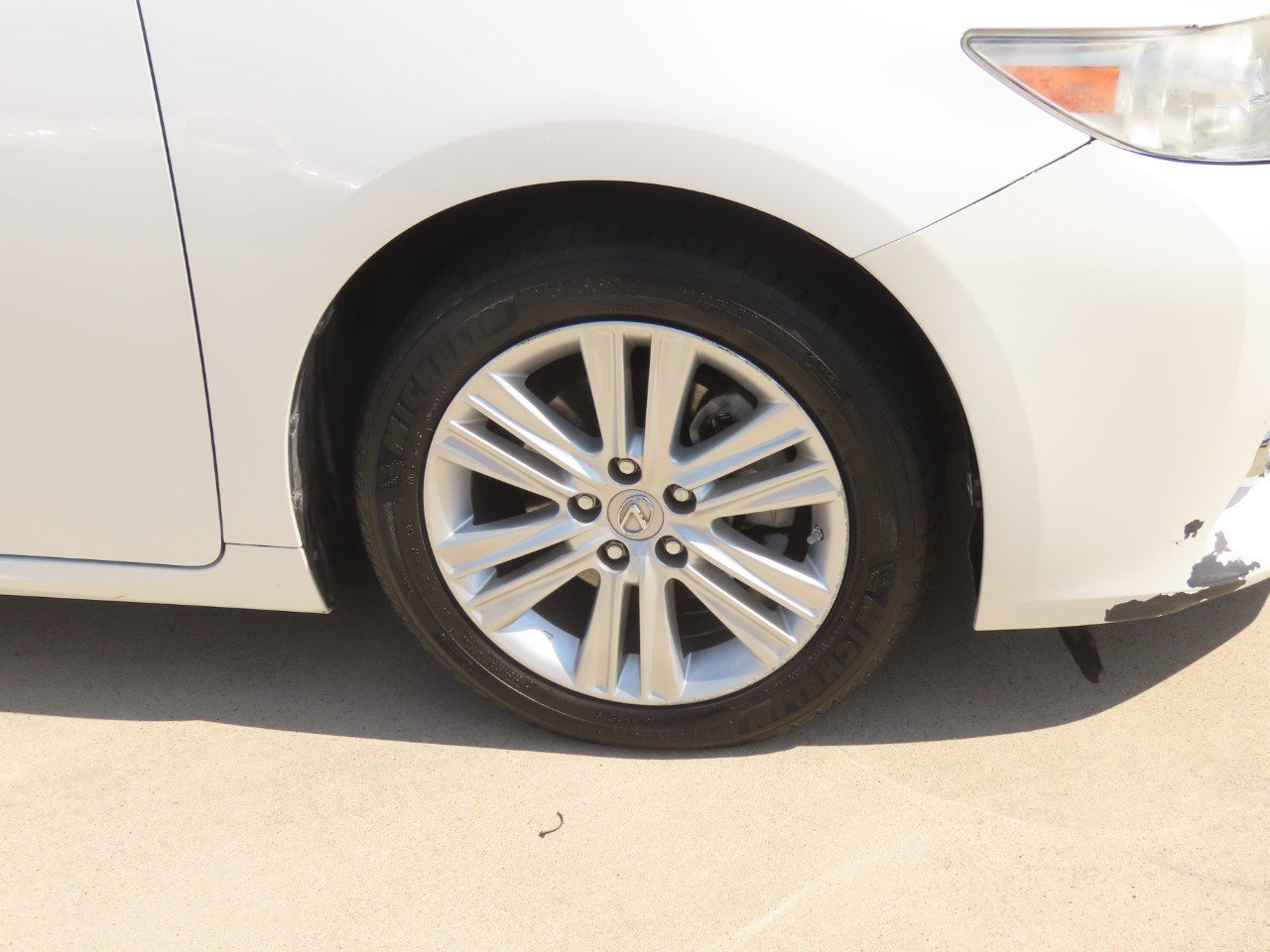 Used 2013 Lexus ES 350 w/ Premium Pkg FWD image 9
