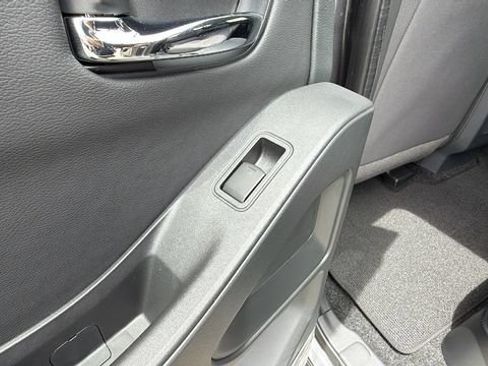 New 2026 Nissan Frontier SV w/ Tow Package RWD image 14