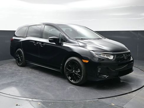 Certified 2026 Honda Odyssey Sport-L image 3