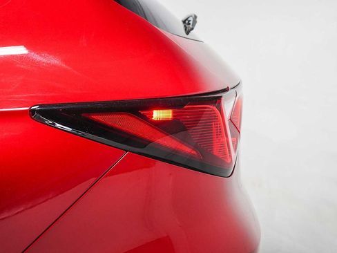 Used 2025 Acura MDX FWD w/ Technology Package image 8