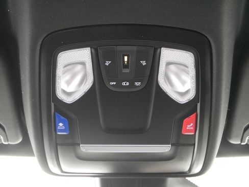 Used 2025 RAM 1500 Big Horn AWD/4WD image 22