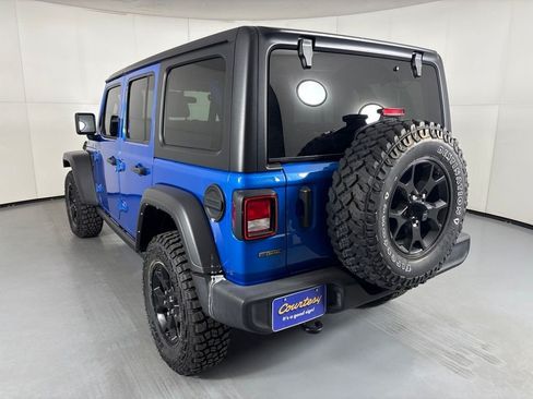 Used 2022 Jeep Wrangler Unlimited Sport AWD/4WD image 6