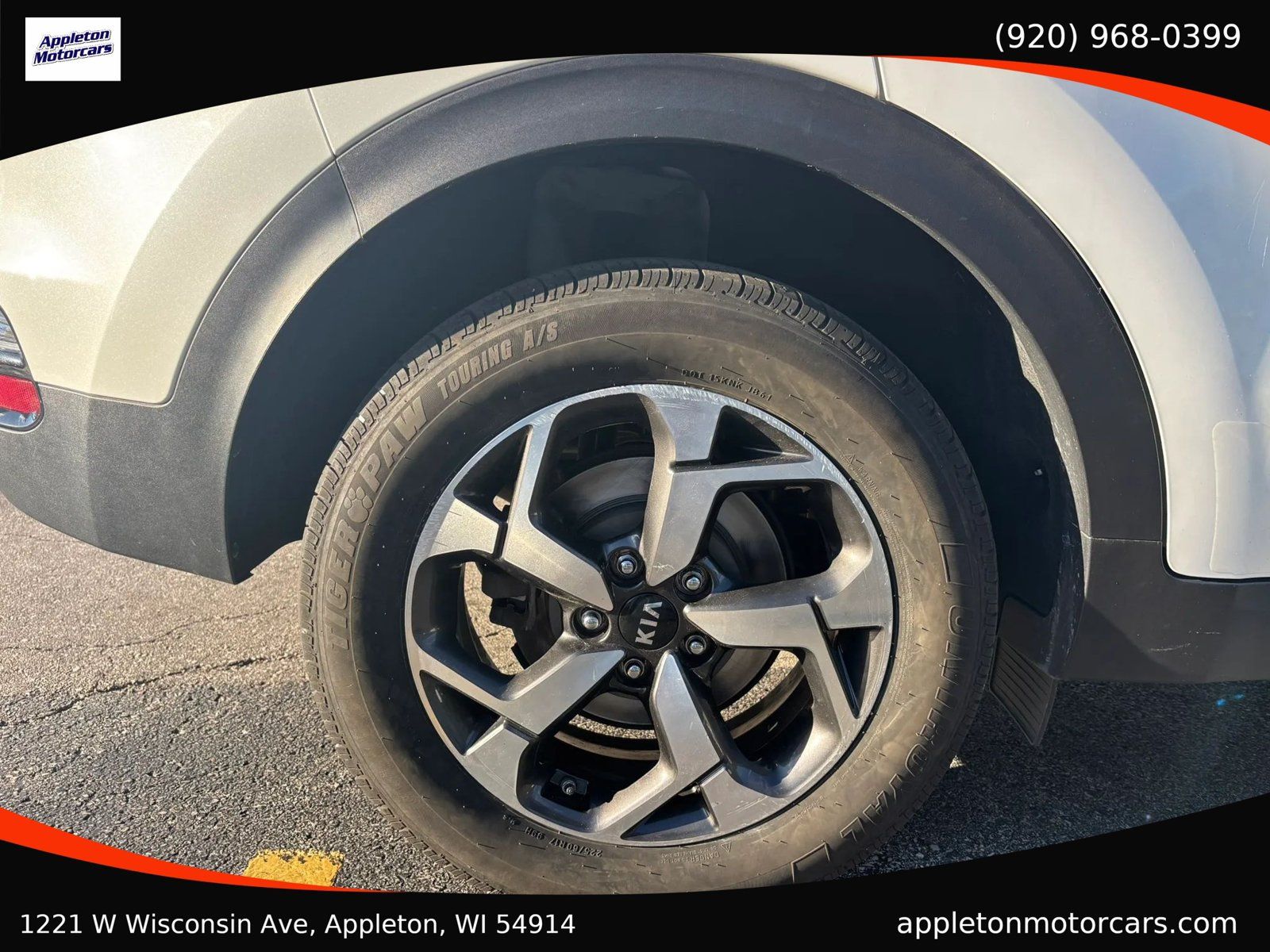 Used 2022 Kia Sportage LX AWD/4WD image 17