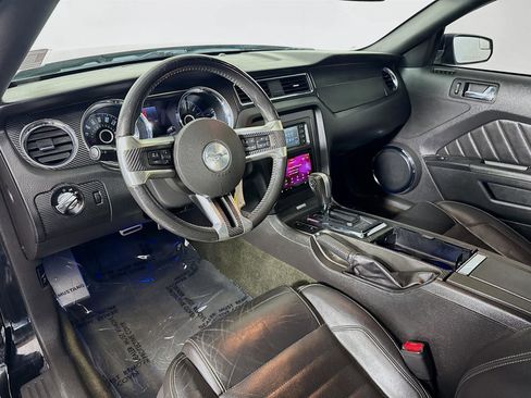 Used 2014 Ford Mustang Premium image 9