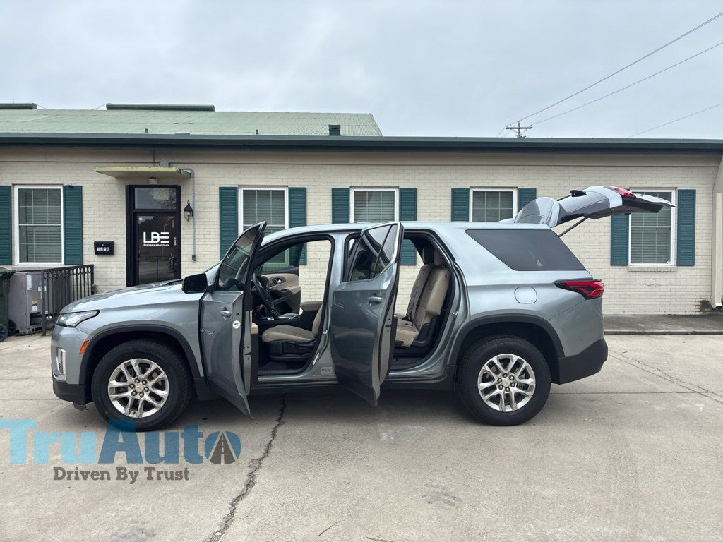 Used 2024 Chevrolet Traverse LS w/ Safety Package FWD image 14