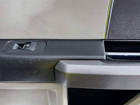 Used 2019 Ford F350 XLT image 28