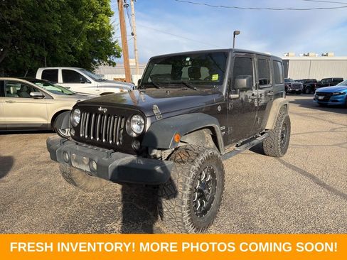 Used 2018 Jeep Wrangler Unlimited Sport S image 3