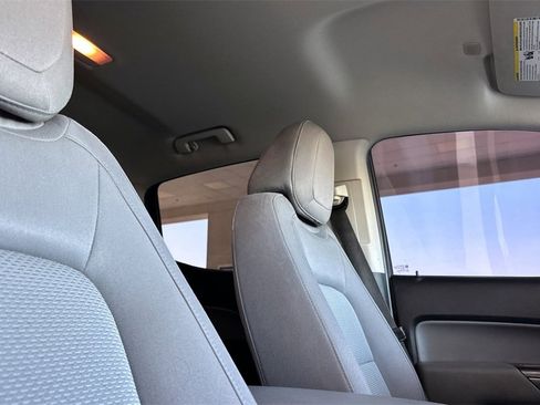 Used 2017 GMC Canyon 2WD Crew Cab w/ Convenience Package image 20