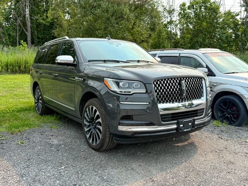 Used 2024 Lincoln Navigator Black Label AWD/4WD image 10
