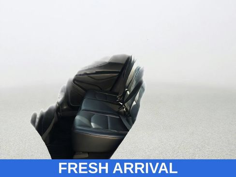 Used 2020 Chevrolet Equinox LT w/ Midnight Edition FWD image 32