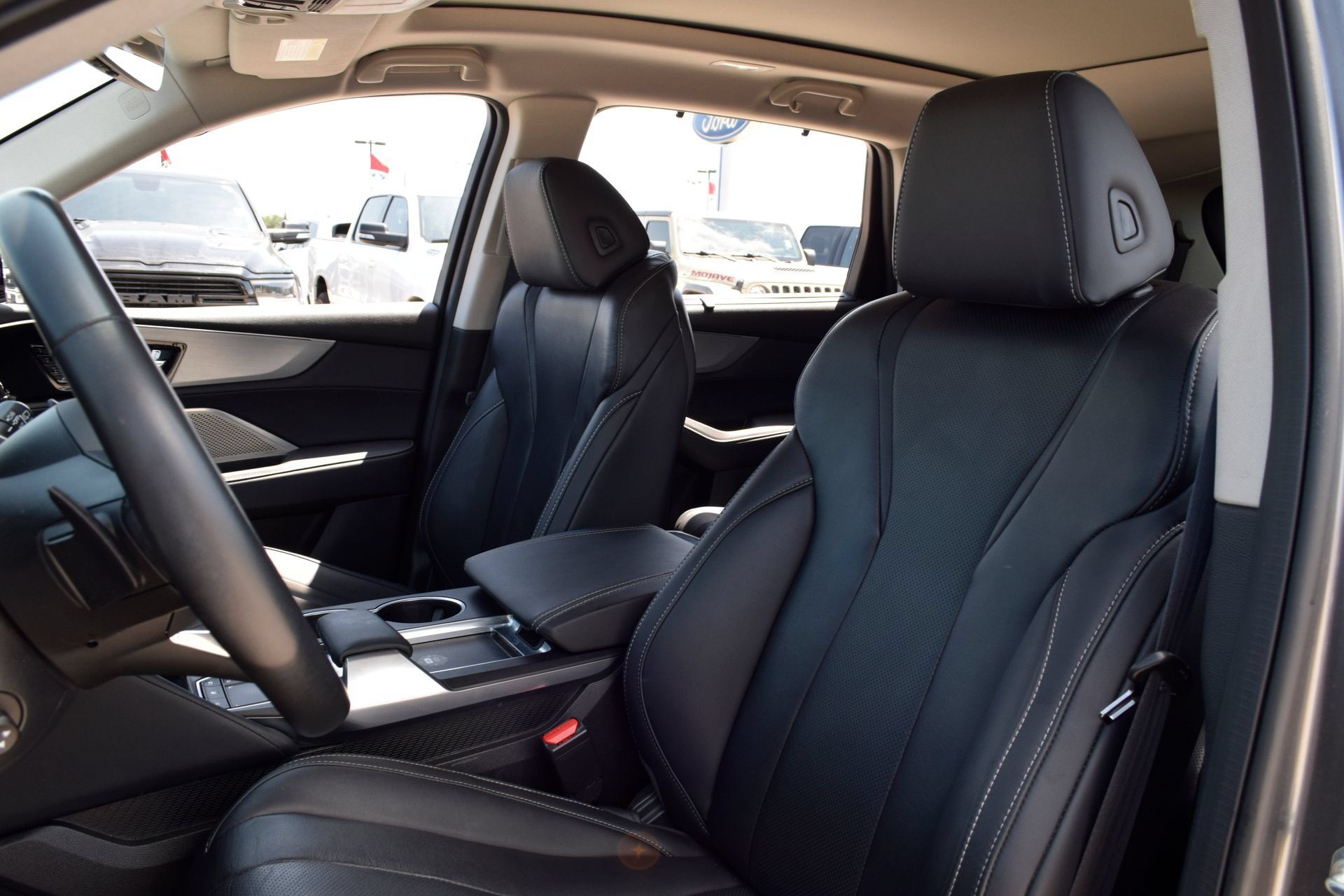 Used 2023 Acura MDX w/ Technology Package FWD image 18