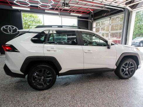 Used 2024 Toyota RAV4 Adventure AWD/4WD image 4
