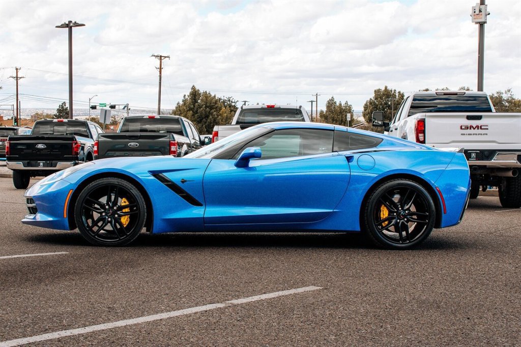 Used 2019 Chevrolet Corvette Stingray Coupe w/ Battery Protection Package RWD image 34